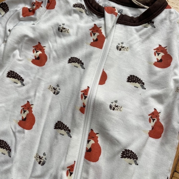 Kyte baby 12-18 month fox hedgehog onesie NWT - Picture 4 of 5